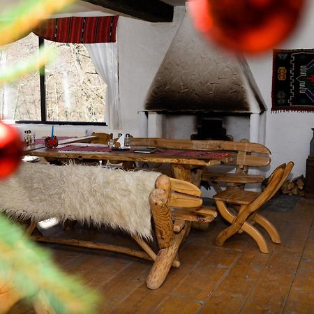 Satu Muscelean Hotel Albestii de Muscel Kültér fotó
