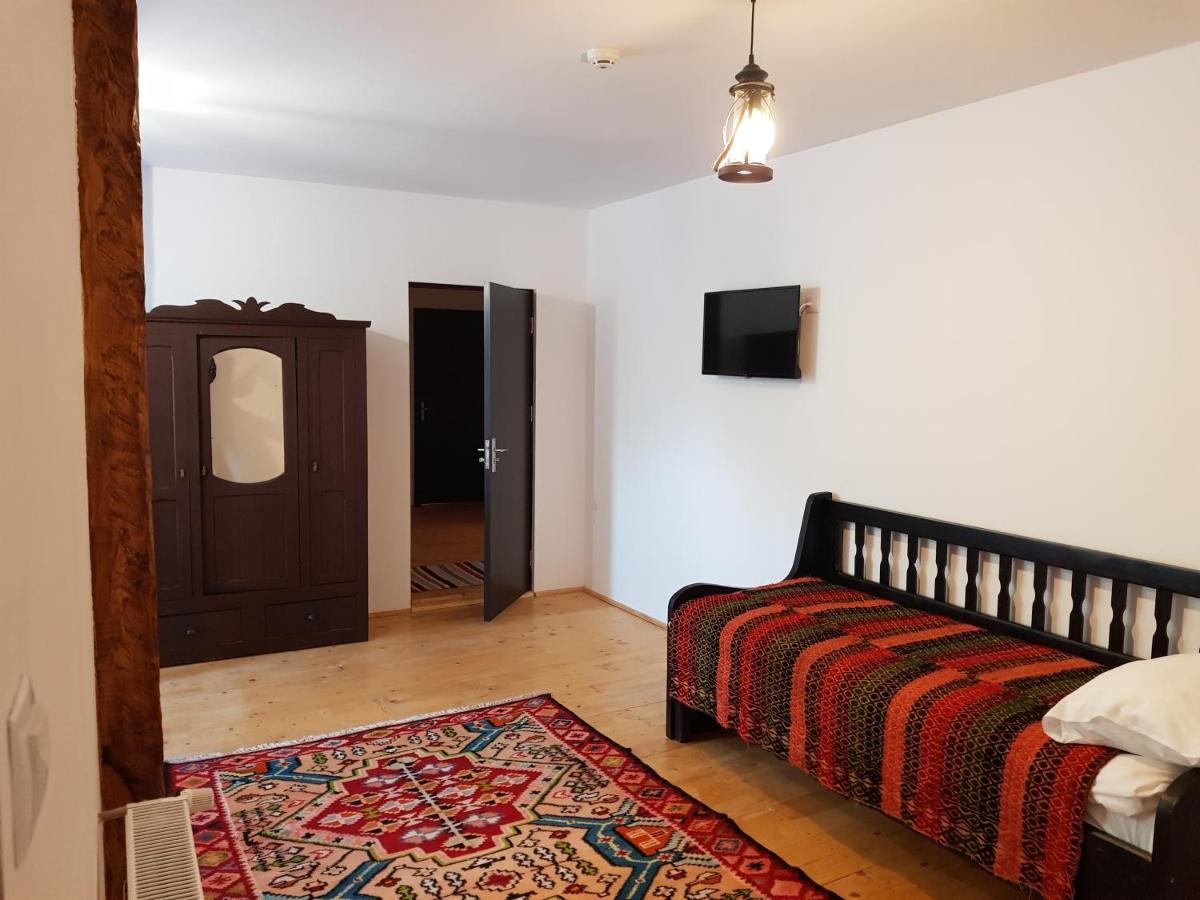 Satu Muscelean Hotel Albestii de Muscel Kültér fotó