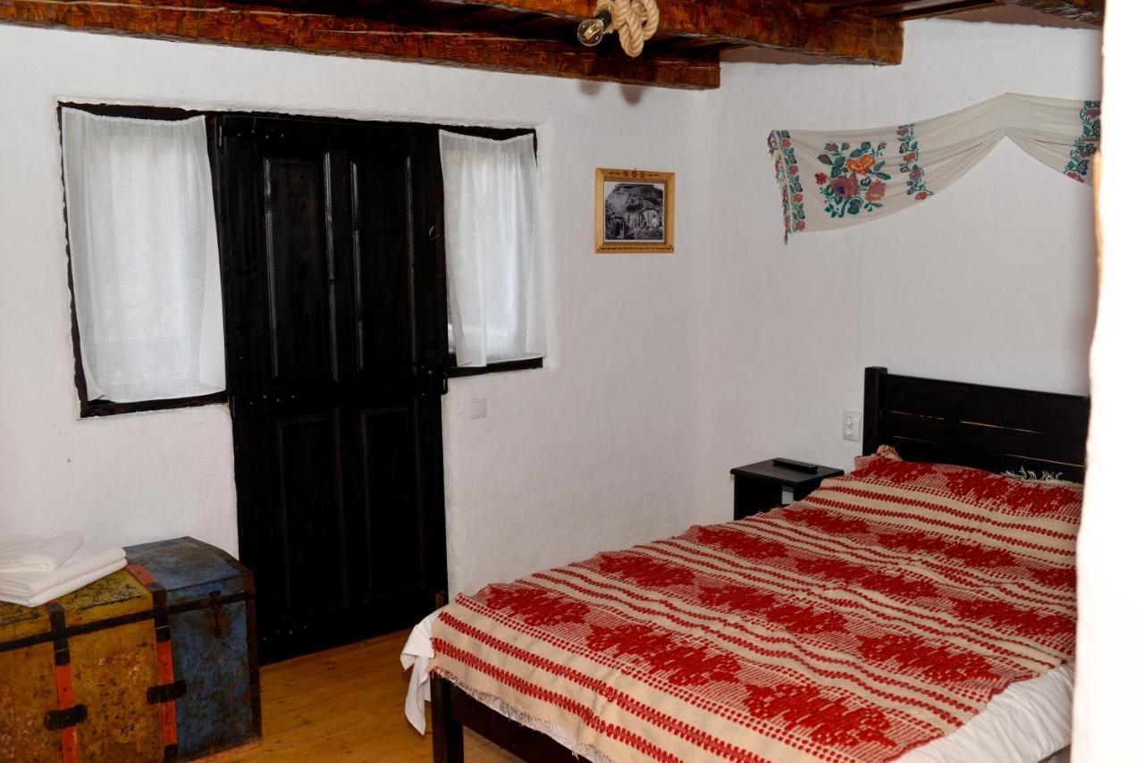 Satu Muscelean Hotel Albestii de Muscel Kültér fotó